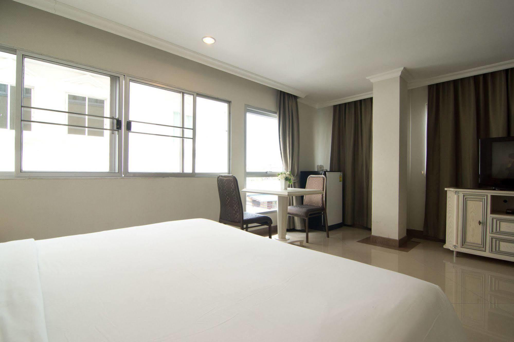 Lk Mansion Aparthotel Pattaya Exterior photo